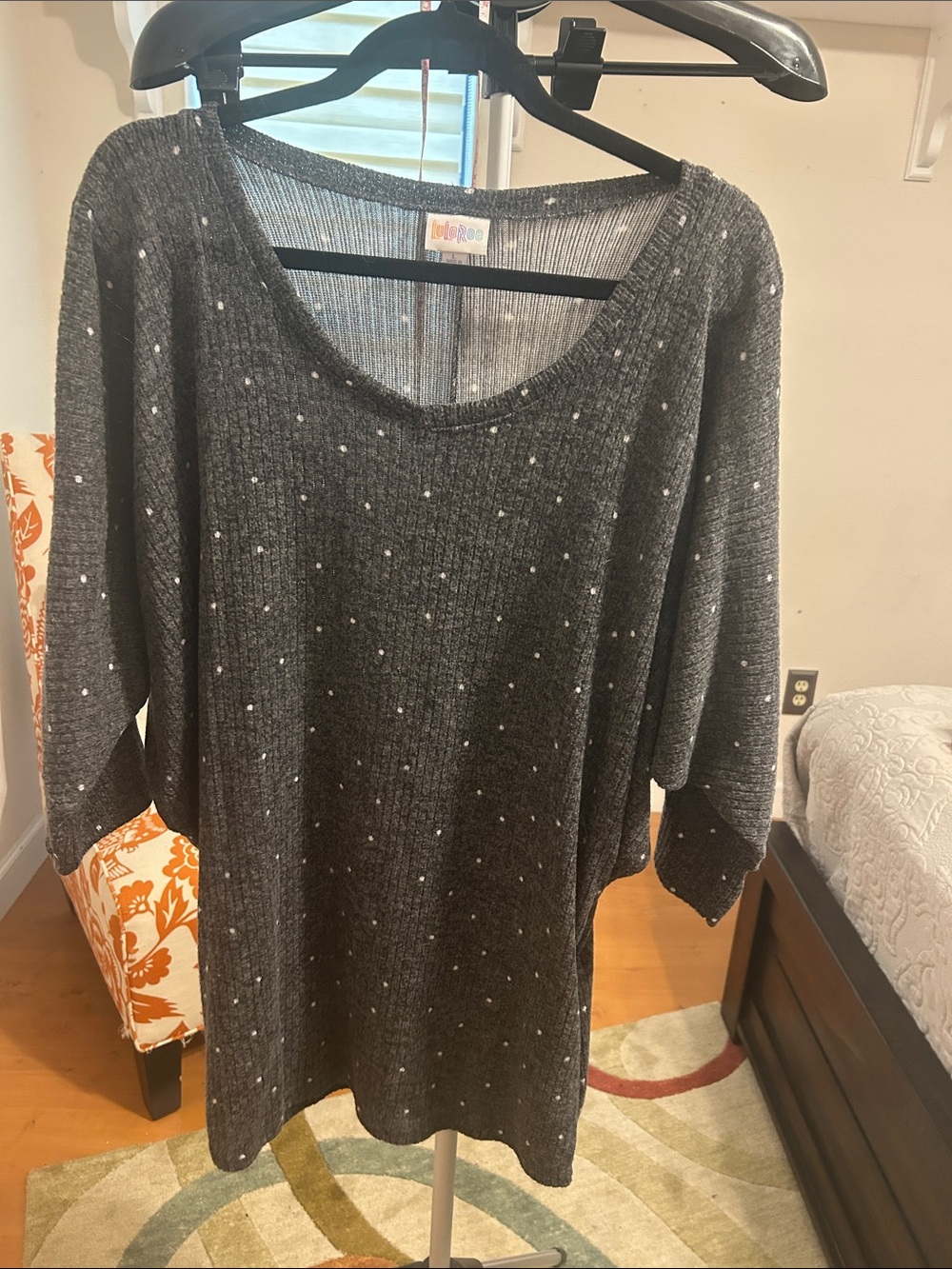 LuLaRoe Naomi Charcoal V-Neck Pearl Accent Sweater